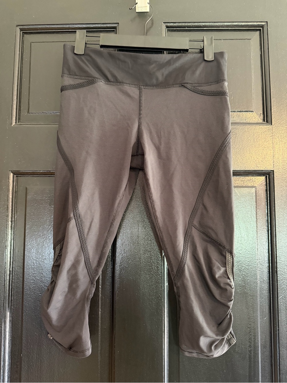 Lululemon crop leggings